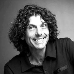 Bojan Bazelli English Cinematographer