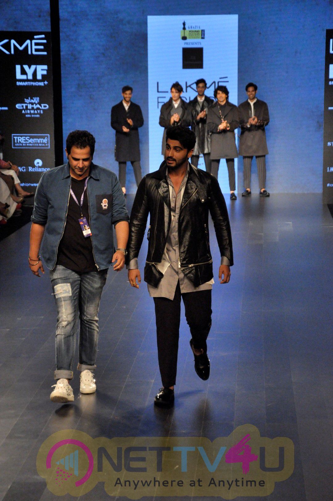 Bollywood Actor Arjun Kapoor Walks The Ramp At The Lakme Fashion Week Photos Hindi Gallery