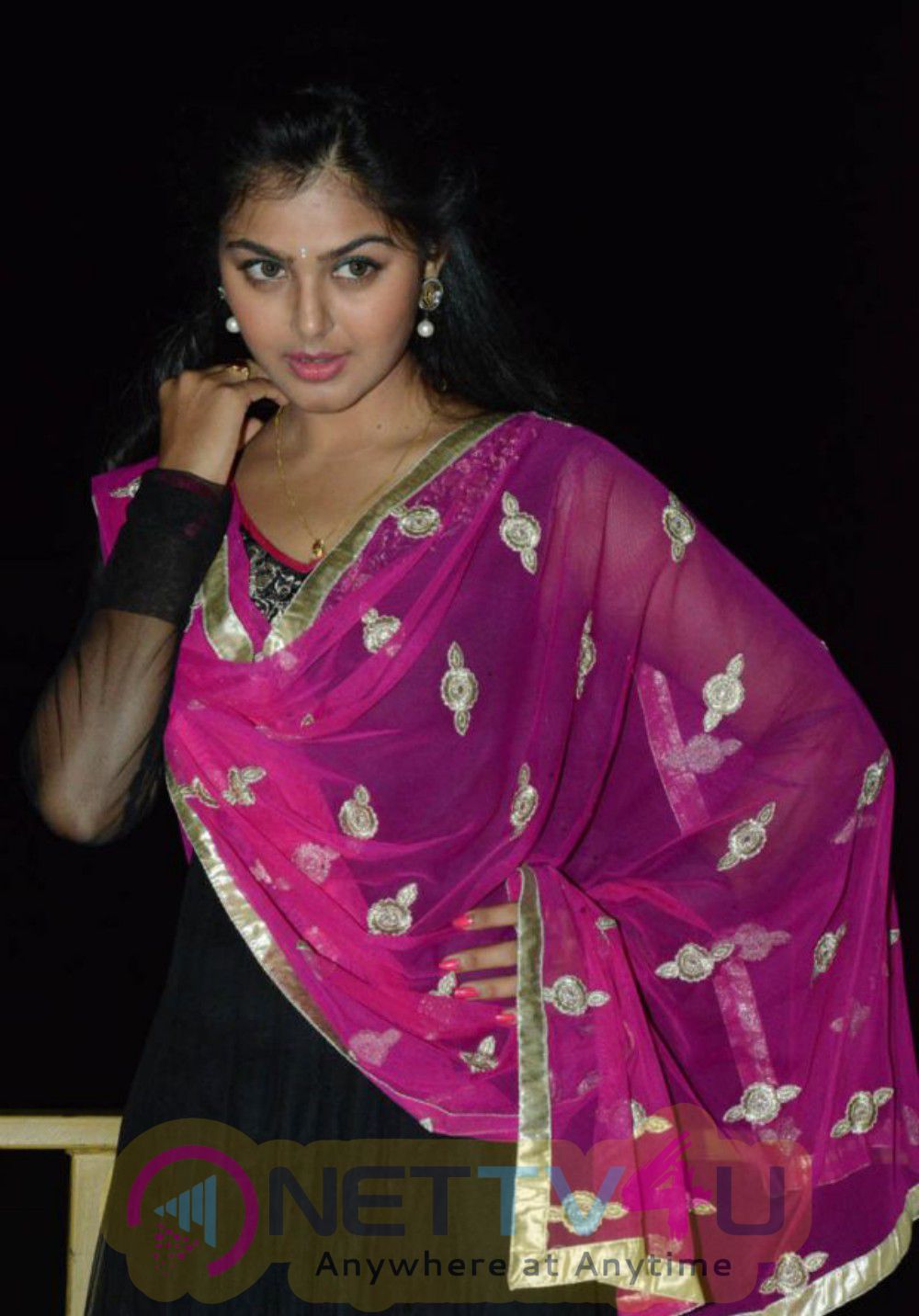 beautiful a sweet monal gajjar actress images 10