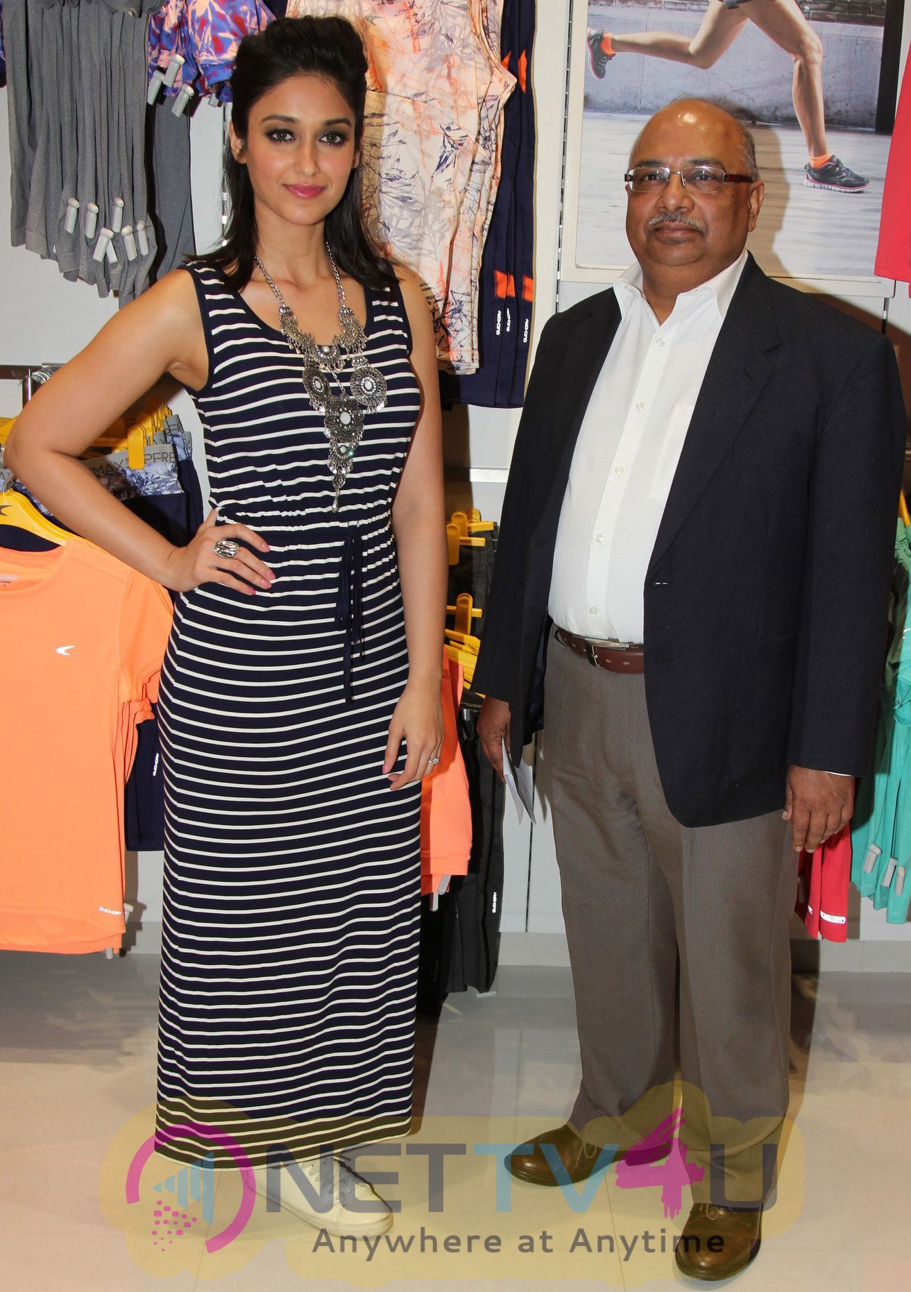 Bollywood Event Pictures Of Ileana D'cruz At The Launch Of Reliance Trends Concept Store Hindi Gallery