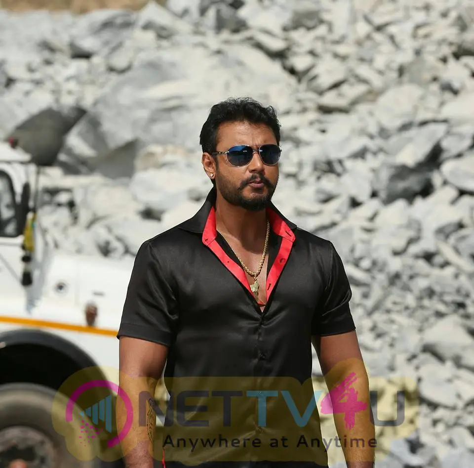 Challenging Star Darshan Handsome And Exclusive Pics | Darshan Thoogudeepa  Galleries & HD Images