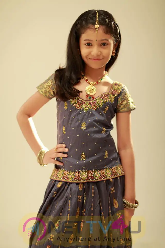 Child Actress Baby Sathanya Acting Movies Extraordinary Photos Tamil Gallery