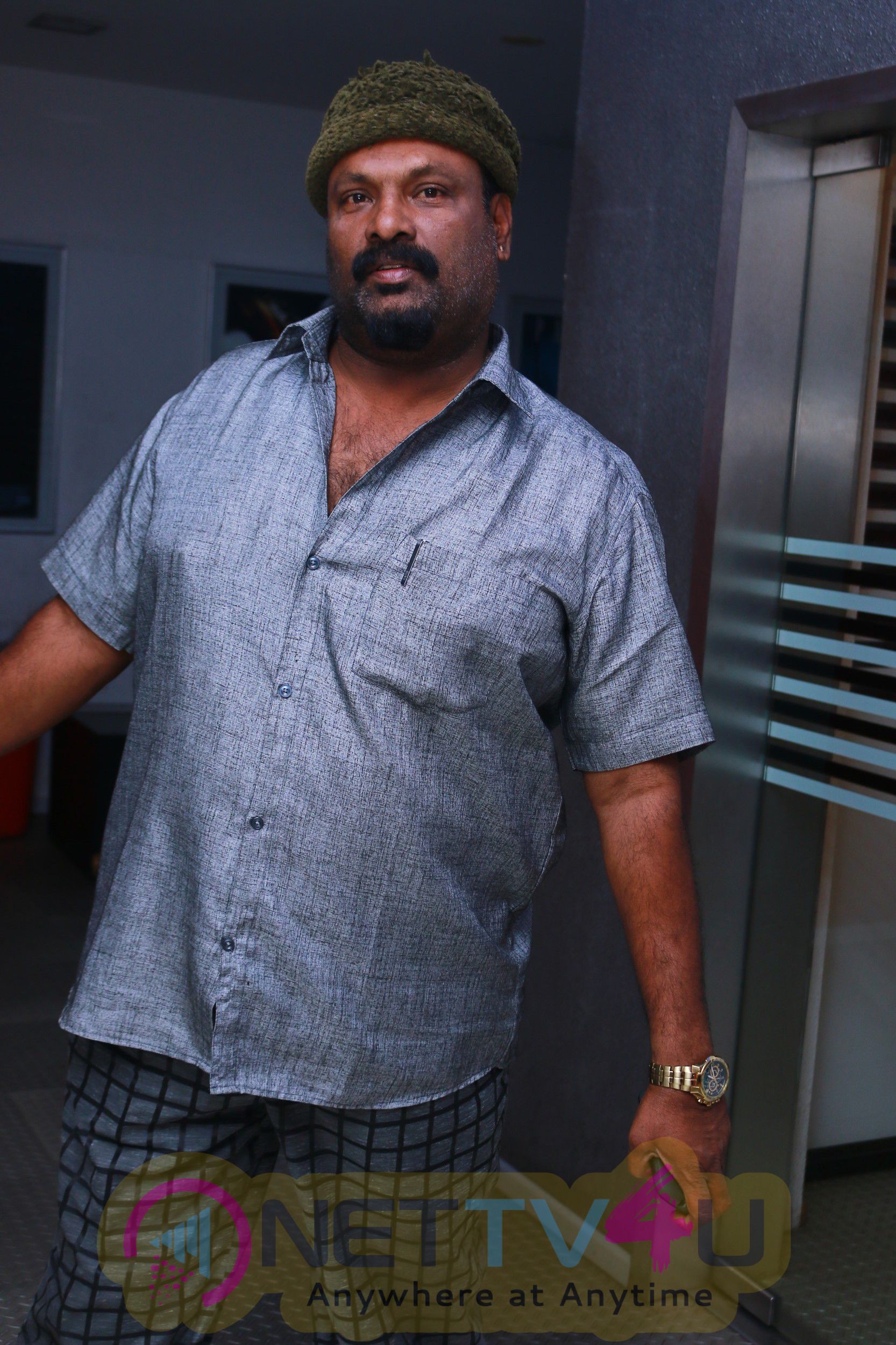 Celebrities Watch Shivalinga Movie In Chennai Photos Tamil Gallery