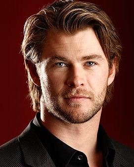 Chris Hemsworth Limits His Family With Three Children!