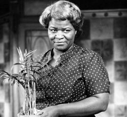 Claudia McNeil English Movie Actress