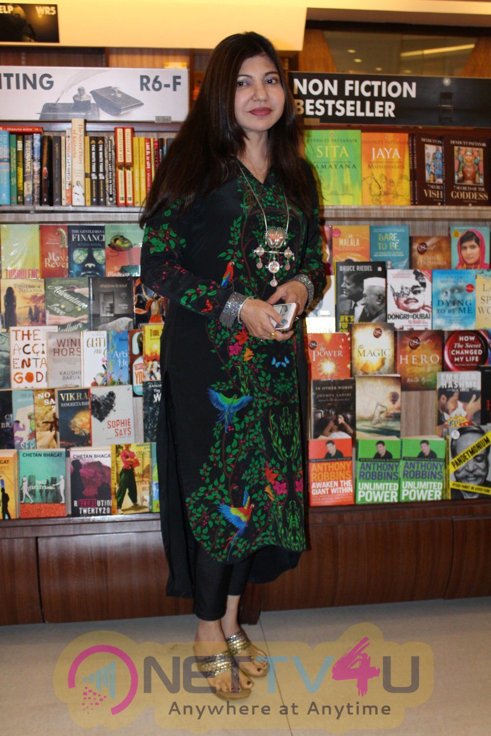 Death Is Not The Answer Book Launch At Raveena Tandon, Shabana Azmi & Suresh Oberoi Cute Stills Hindi Gallery