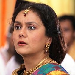 Hindi Supporting Actress Deepika Amin