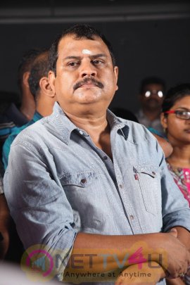 Director Ezhil & Actor Udhayanidhi Stalin Upcoming Project Pooja Stills Tamil Gallery