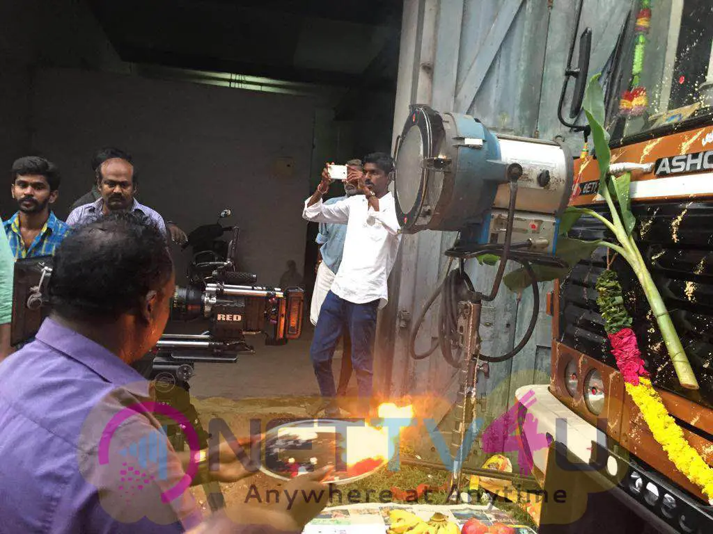 Director Myskkin, Actor Vishal, Prasanna & Team Celebrating Ayudha Pooja On The Set Of Thupparivalan On Location Majestic Stills
