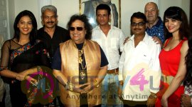 Dadasaheb Phalke Excellence Award 2016 Photos Hindi Gallery