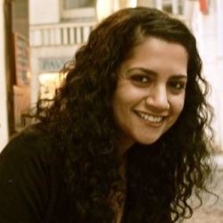 Hindi Screenplay Writer Devika Bhagat