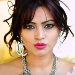 Hindi Movie Actress Devshi Khanduri