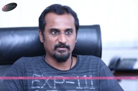 director deva katta stills 13