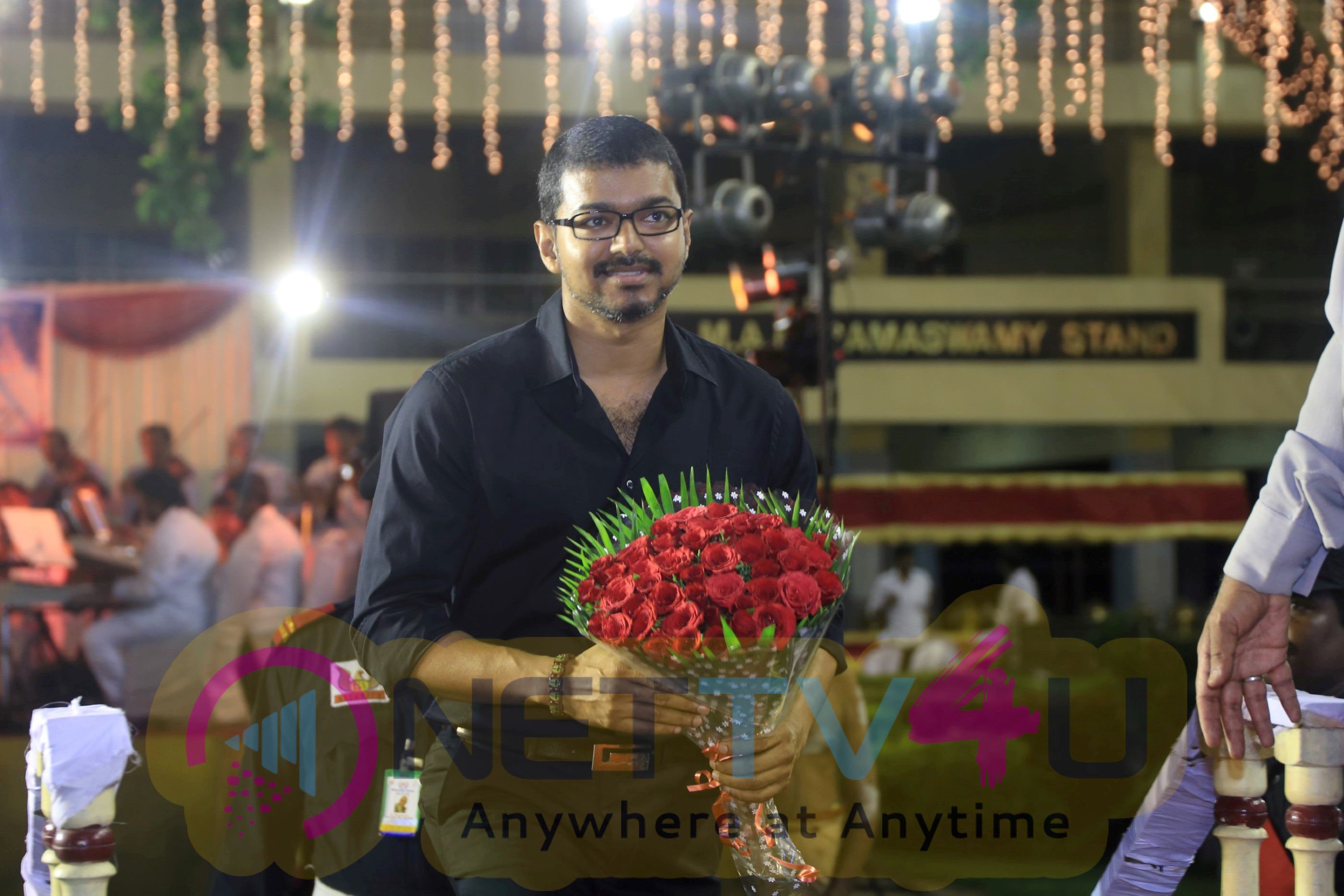 Director R. Pandiarajan Son Prithvirajan Weds Akshaya Wedding Reception Images Tamil Gallery