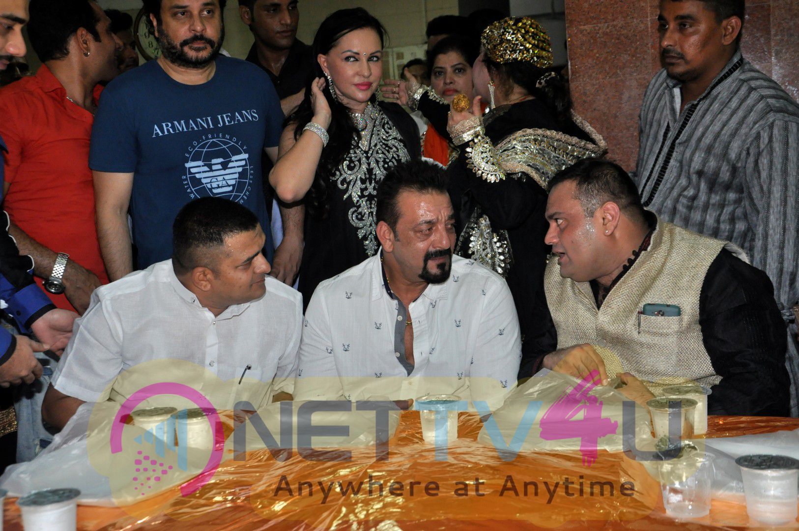Exclusive Images Of Sanjay Dutt At Cintaa Iftar Party Hindi Gallery