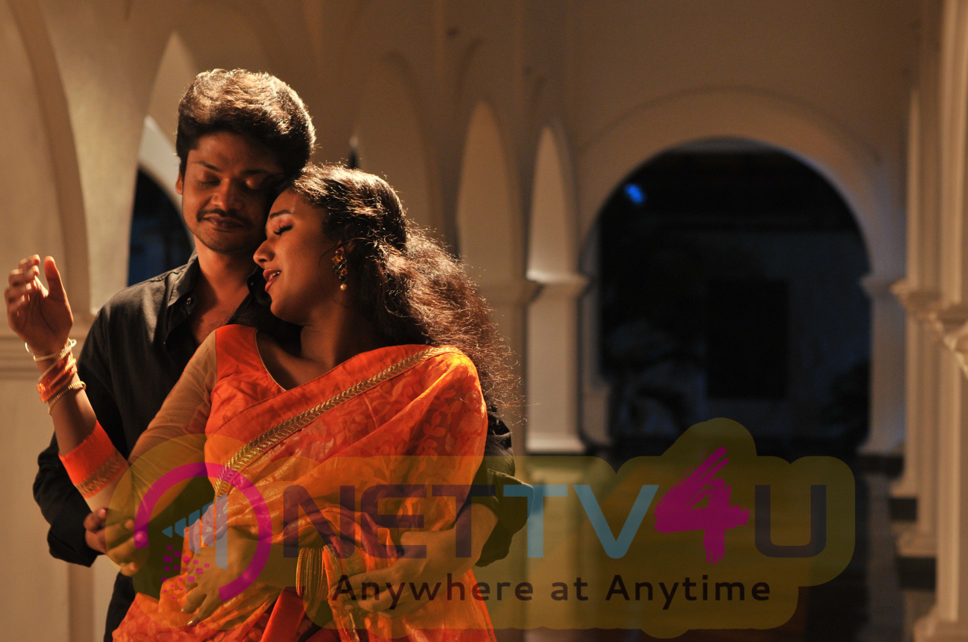 Ennul Aayiram New Movie  Latest Stills Tamil Gallery