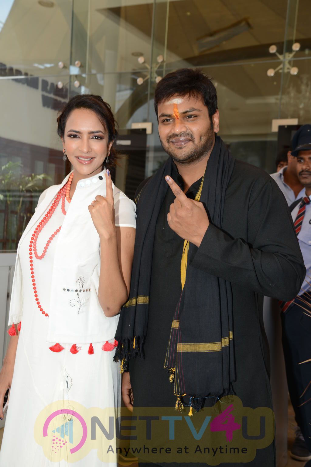 exclusive images of celebrities voting  40ghmc elections 130