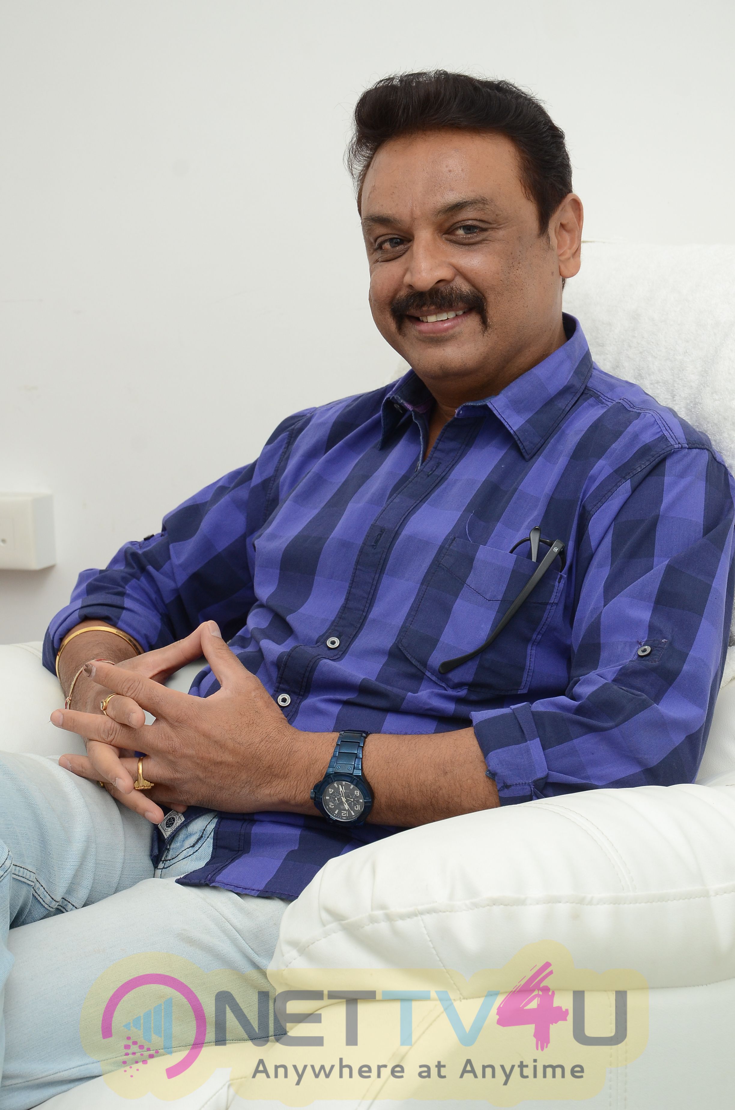 Film Actor Naresh Interview  Photos Telugu Gallery