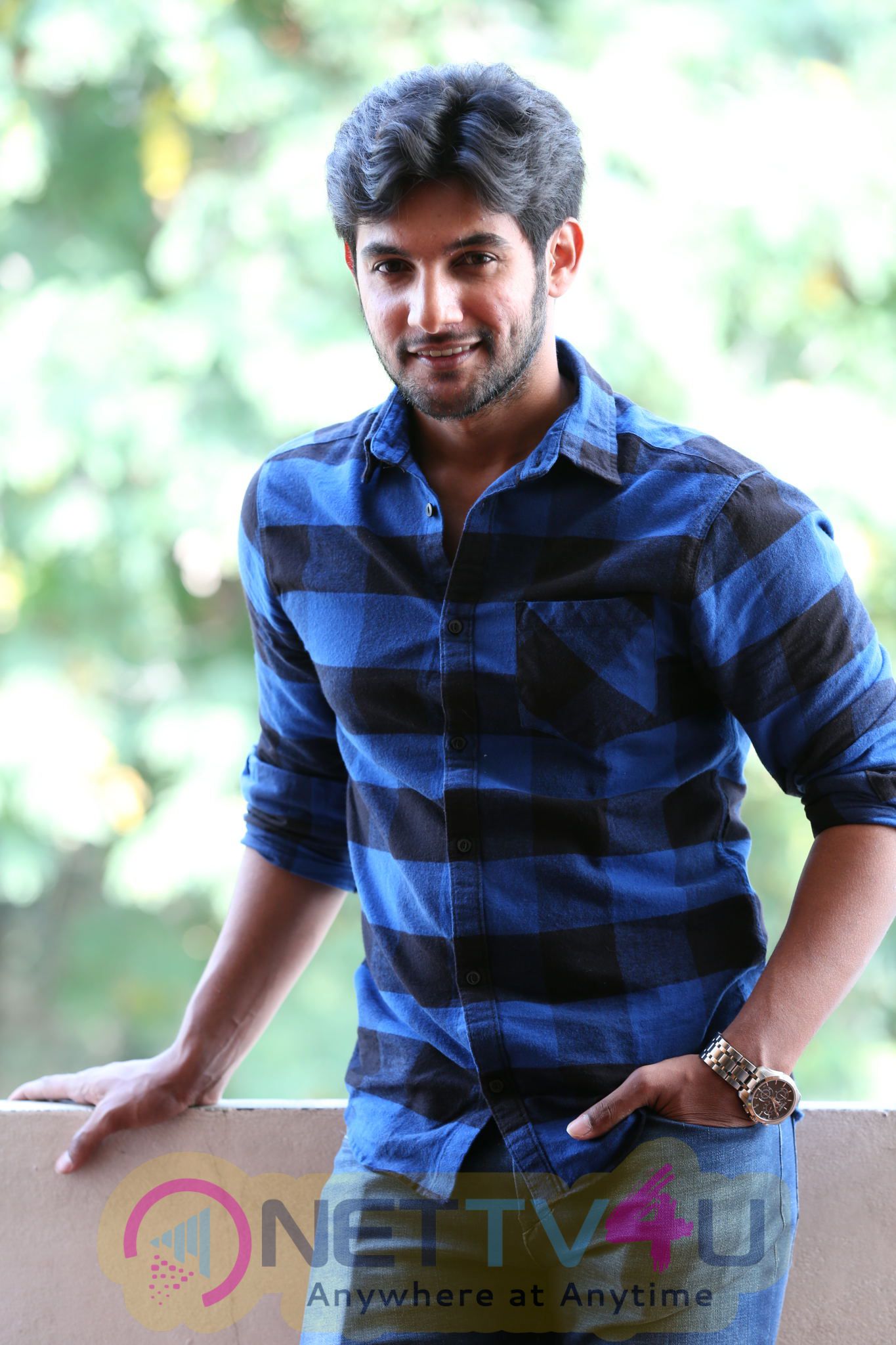 garam movie actor aadi interview stills 7