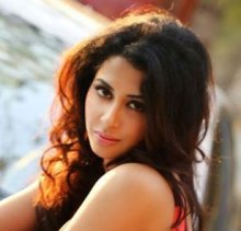 Gayathri Iyer Grabs A Role In “Smile Please!”