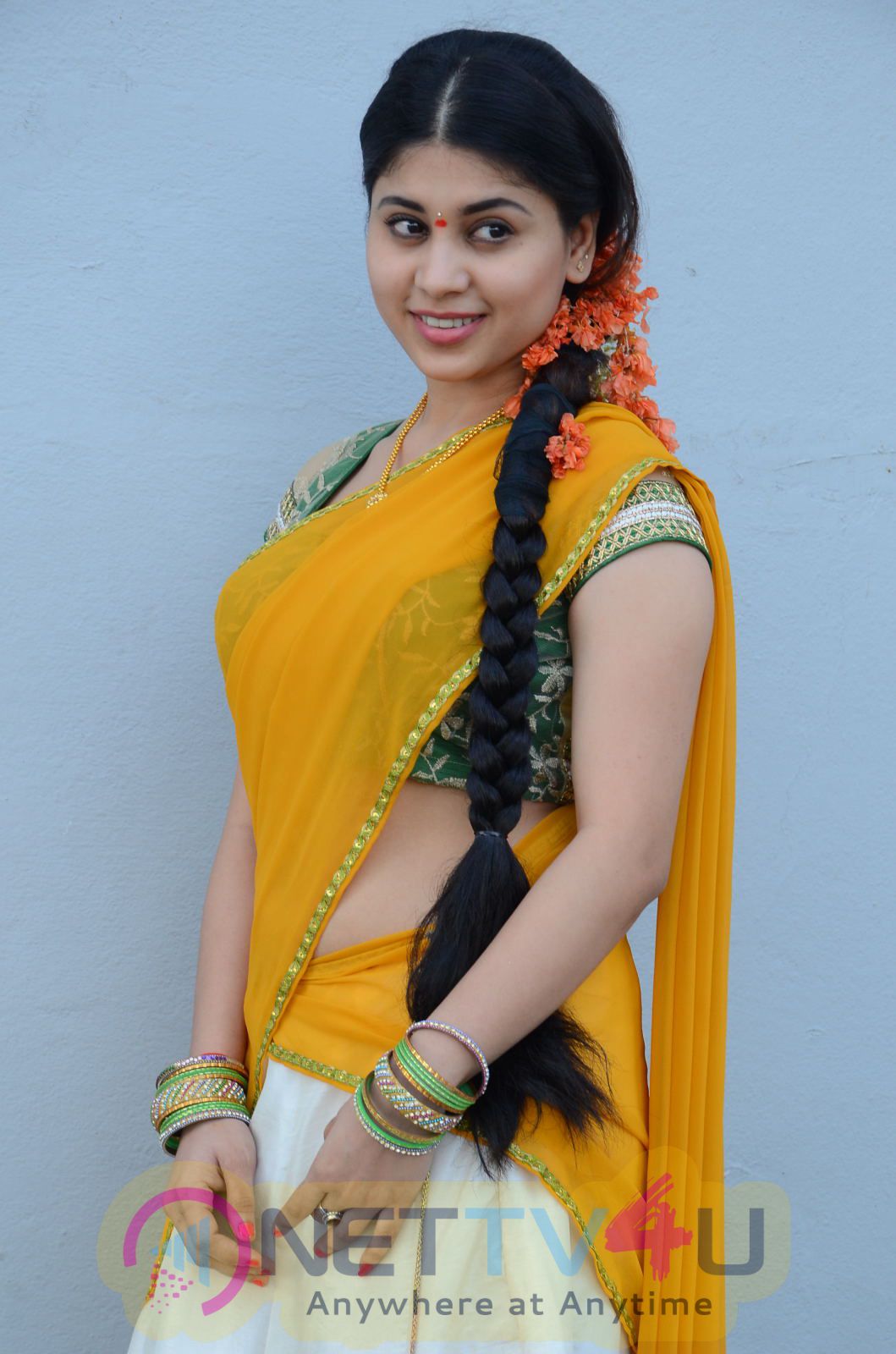 Hamida Pretty Pics At Bhadradri Movies Production No 1 Movie Opening Telugu Gallery