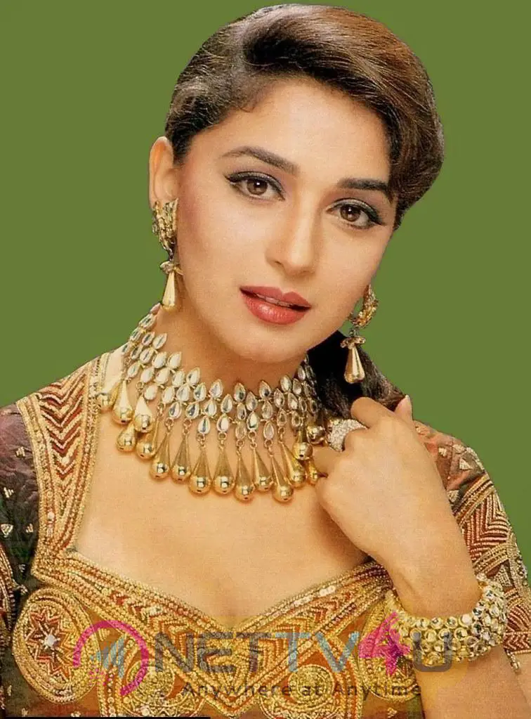 Hindi Actress Madhuri Dixit Hot Photo Shoot Images Hindi Gallery