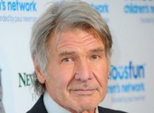 Harrison Ford Learns, How To Text At His 73!