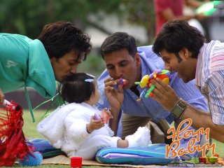 Heyy Babyy Movie Review Hindi