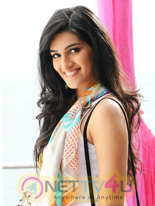 Hot And Beautiful Kriti Sanon Sexy Images 195935 Galleries And Hd Images