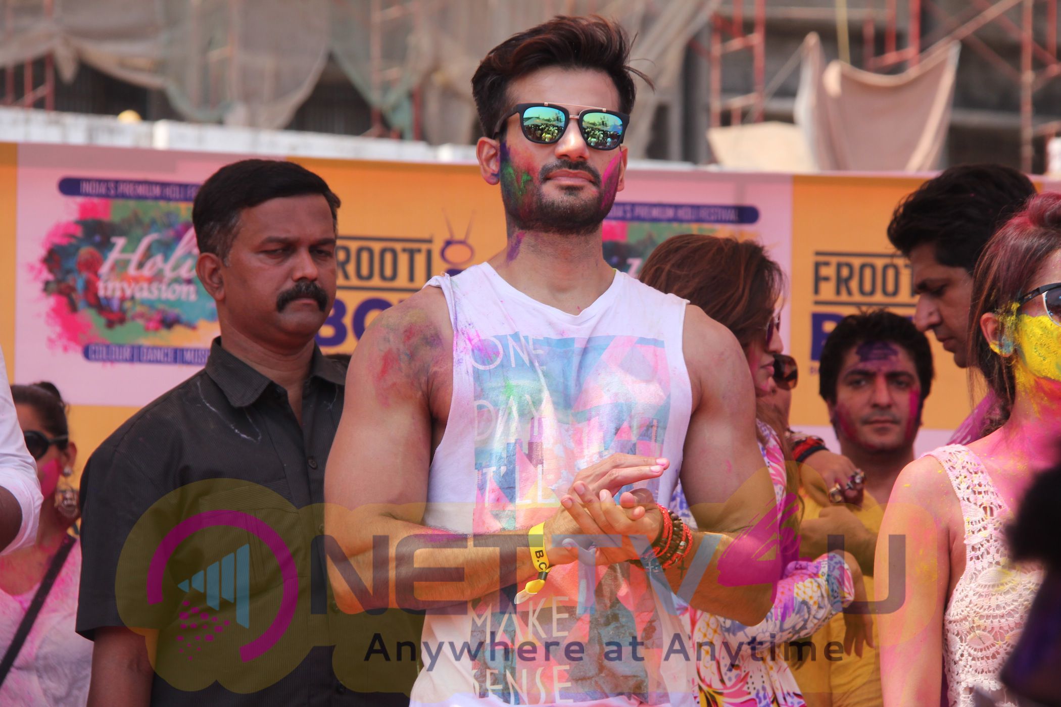 Hottest TV Celebs At BCL Holi 2016 Latest Photos Hindi Gallery
