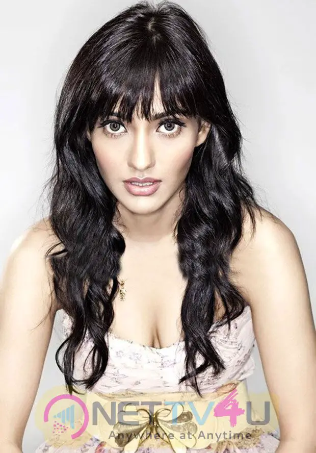 Indian Film Actress Neha Sharma Latest Imaginative Stills Hindi Gallery