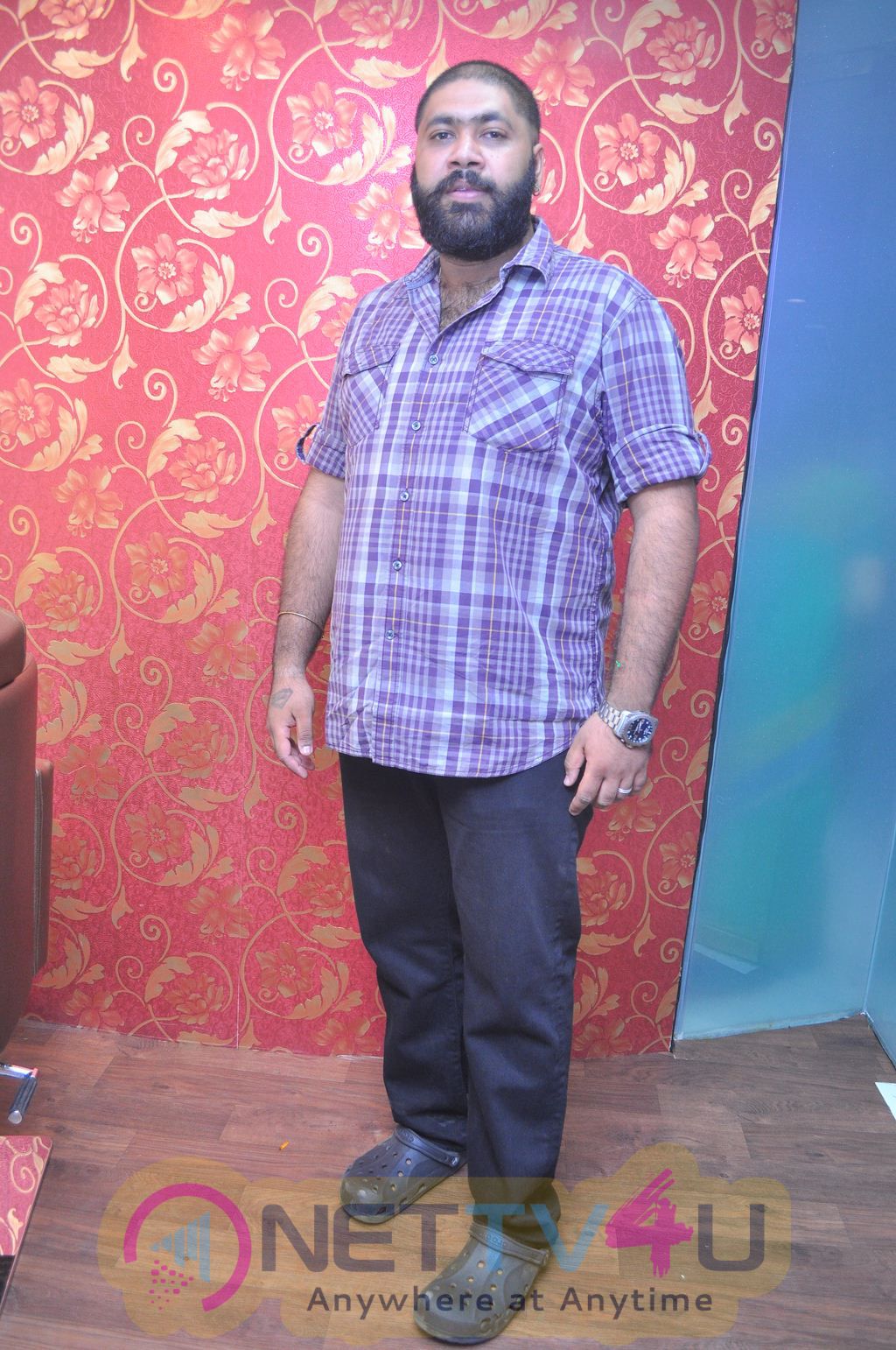 Jayam Ravi Inaugurates Essensuals Salon At Adyar Stills Tamil Gallery