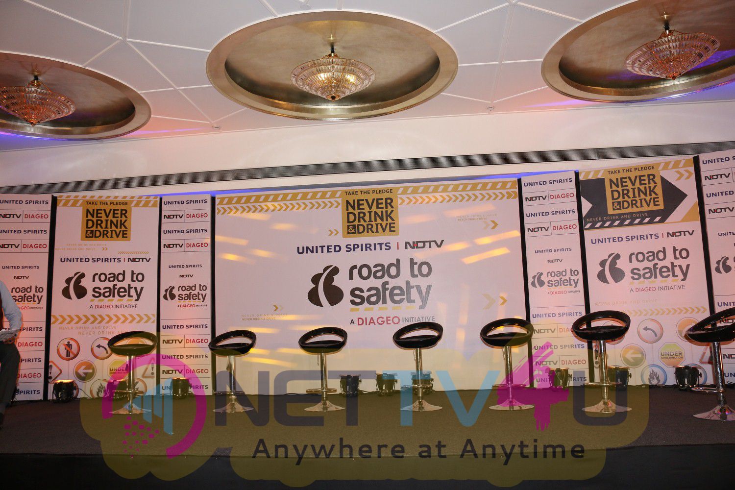 Karisma Kapoor At Launch Of Their Road To Safety Campaign Season 3 Photos Hindi Gallery