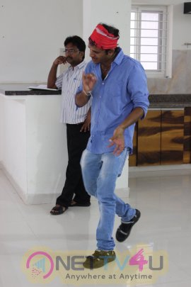 Kotha Kothaga Unnadi Movie Working Excellent Images Telugu Gallery