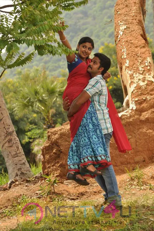 Kurumbukara Pasanga Tamil Movie Hot Stills Tamil Gallery