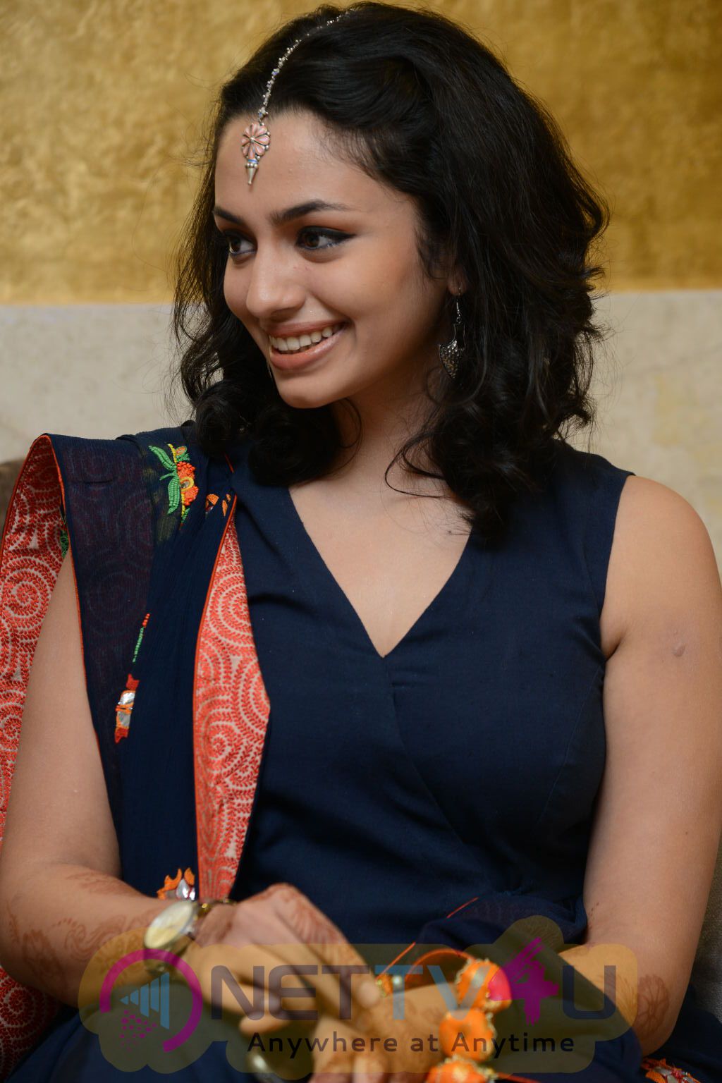 kalyana vaibhogame movie actress malavika nair photos 36