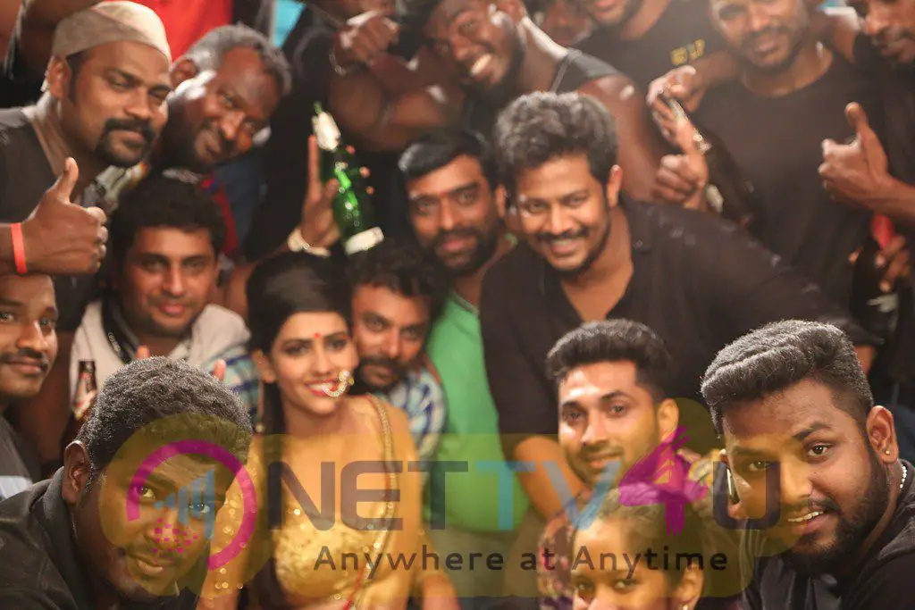 Kanna Pinna Tamil Movie Shooting Spot Stills Tamil Gallery