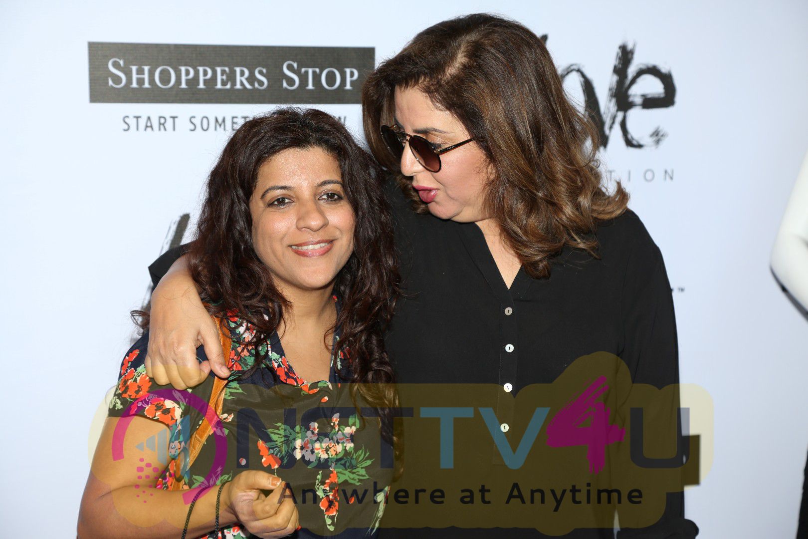 Launch Of Shop Love Generation With Farah Khan & Raveena Tandon Photos Hindi Gallery