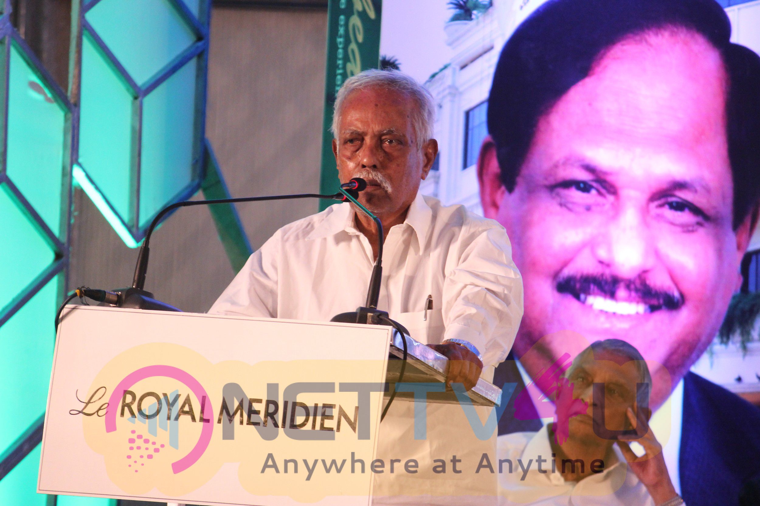 Le Royal Meridian Chairman Mr. Palani G Periyasamy's Idhaya Oli & Heartbeats Book Launch Stills Tamil Gallery