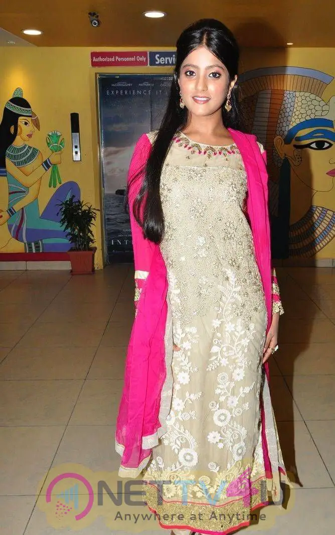 latest photos of actress ulka gupta at andhra pori movie preview show 8
