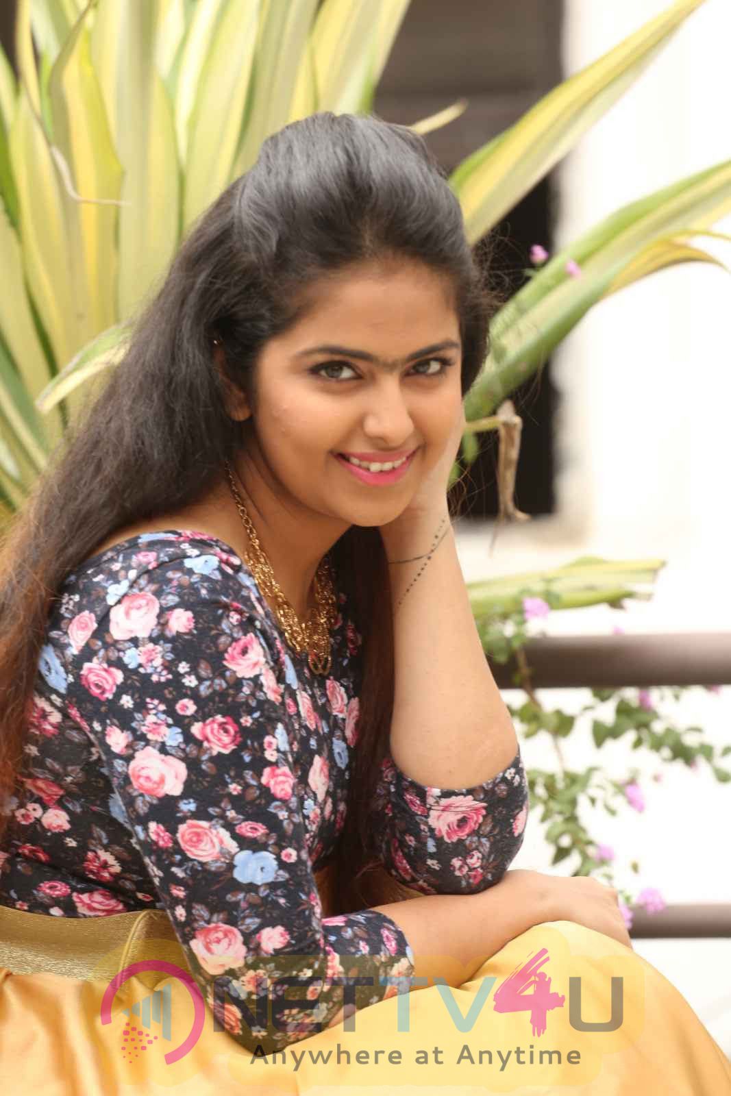 latest photos of avika gor at cinema choopistha mava press meet 40