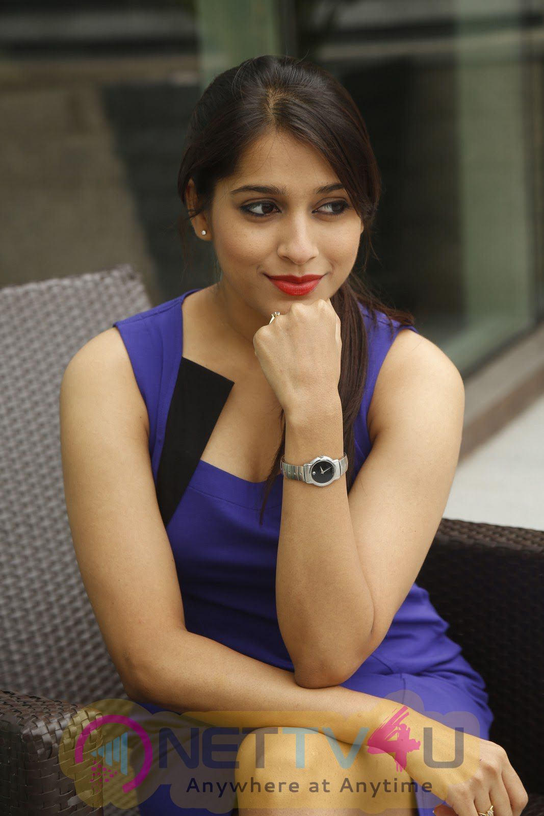 latest stills of actress rashmi gautam at dhanalakshmi talupu tadithey press meet 18