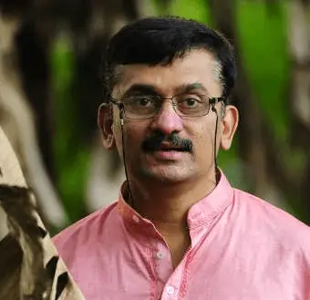 Malayalam Lyricist Manoj Kuroor