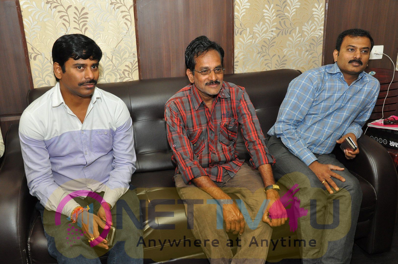 Metro Movie Recording Exclusive Stills  Telugu Gallery