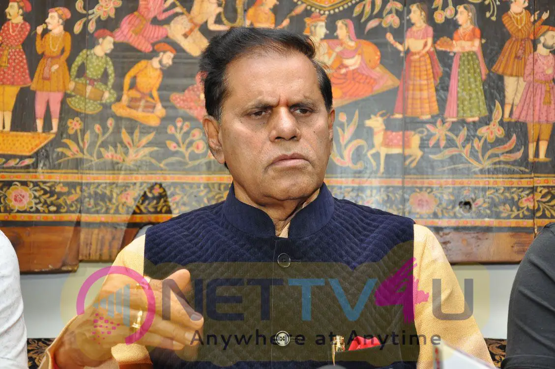Mohan Babu 40 Years Film Career Curtenraiser Pressmeet At Vizag Photos Telugu Gallery