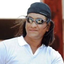 Mohan Savalkar Hindi Director