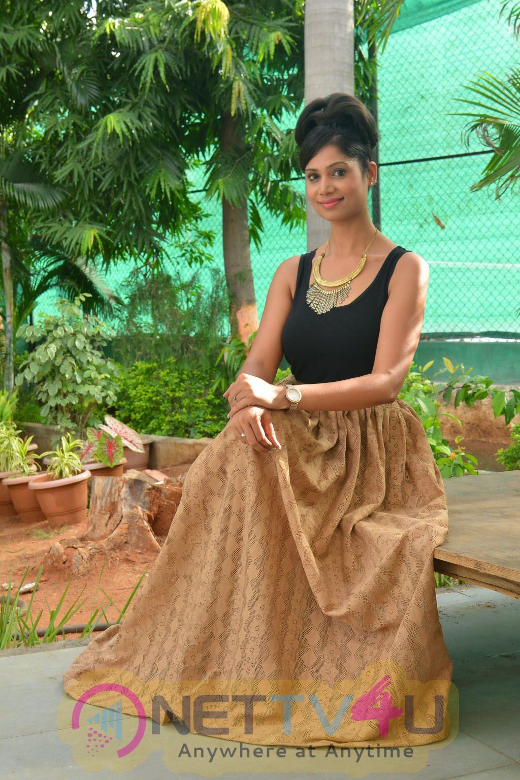 mahek latest photoshoot in black saree 68