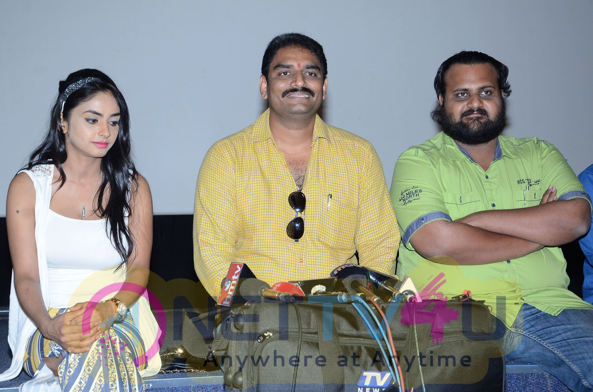 Musugu Movie Show Press Meet Photos & Actress Pooja shree Stills Telugu Gallery