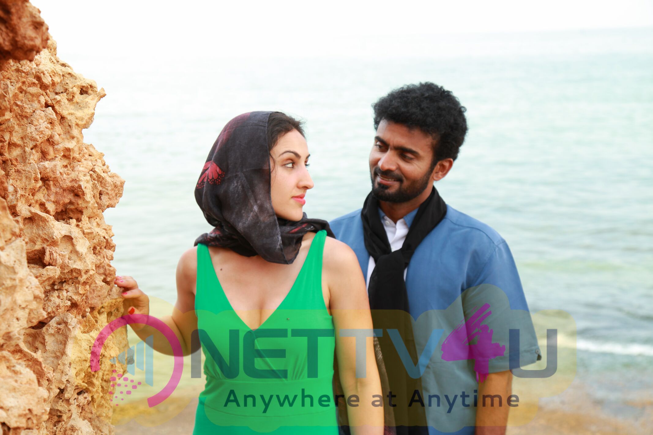 Naval Enna Jewel Malayalam Movie Marvellous Images Malayalam Gallery