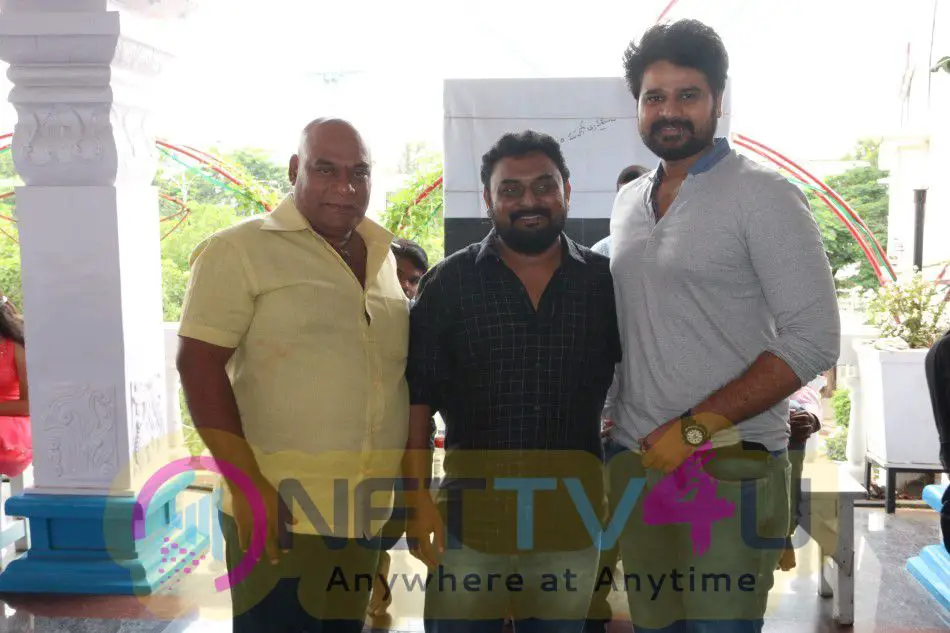 Naveen Chandra New Image Of The Company To Start Venu Movies Photos Telugu Gallery